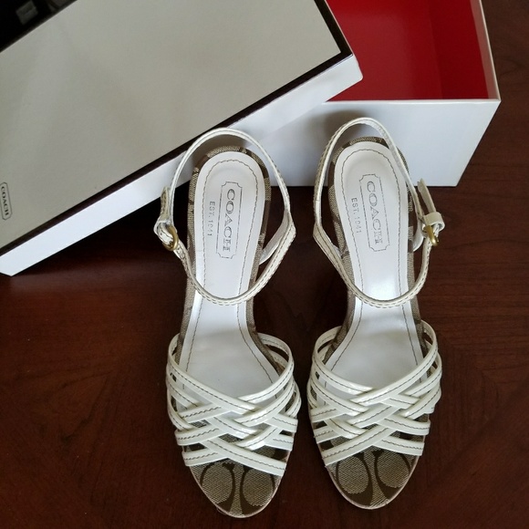 Coach Heel Sandals w/ box - Picture 3 of 8